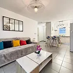 Le Saint Eloi, Terrasse, Confortable Et Parking דירה לה רושל