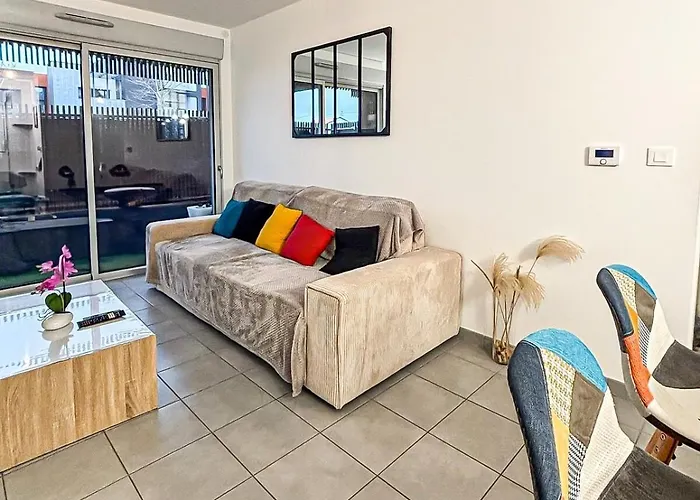 Appartement Le Saint Eloi, Terrasse, Confortable Et Parking La Rochelle (Charente-Maritime)
